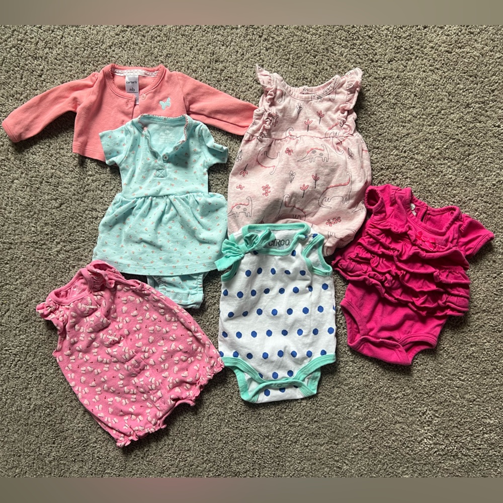 Newborn clothes